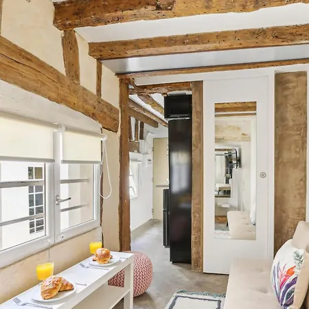Central & Louvre - 1br - Cityapartmentstay Appartamento Parigi